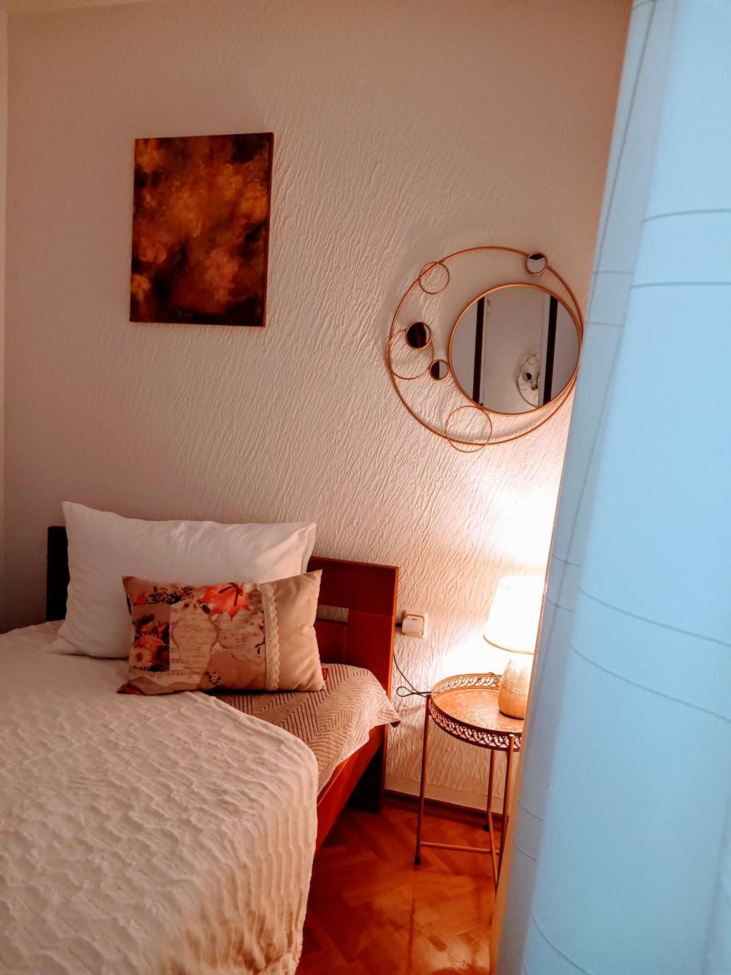 Ferienwohnung Nena In ツリクヴェニツァ エクステリア 写真